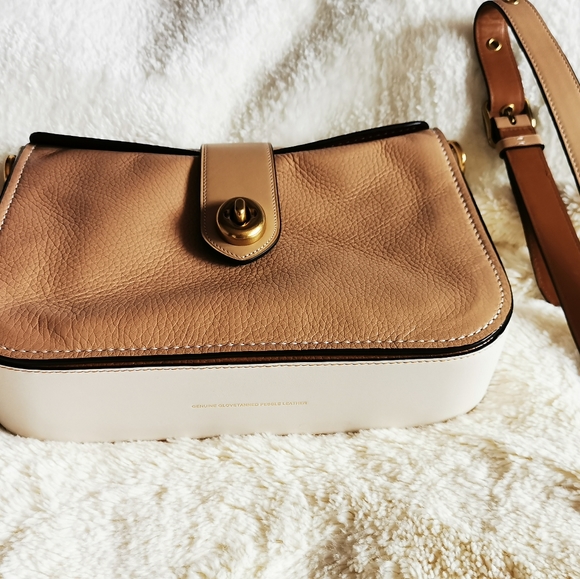 Page 27 Colour Block Leather Bag - Picture 7 of 12